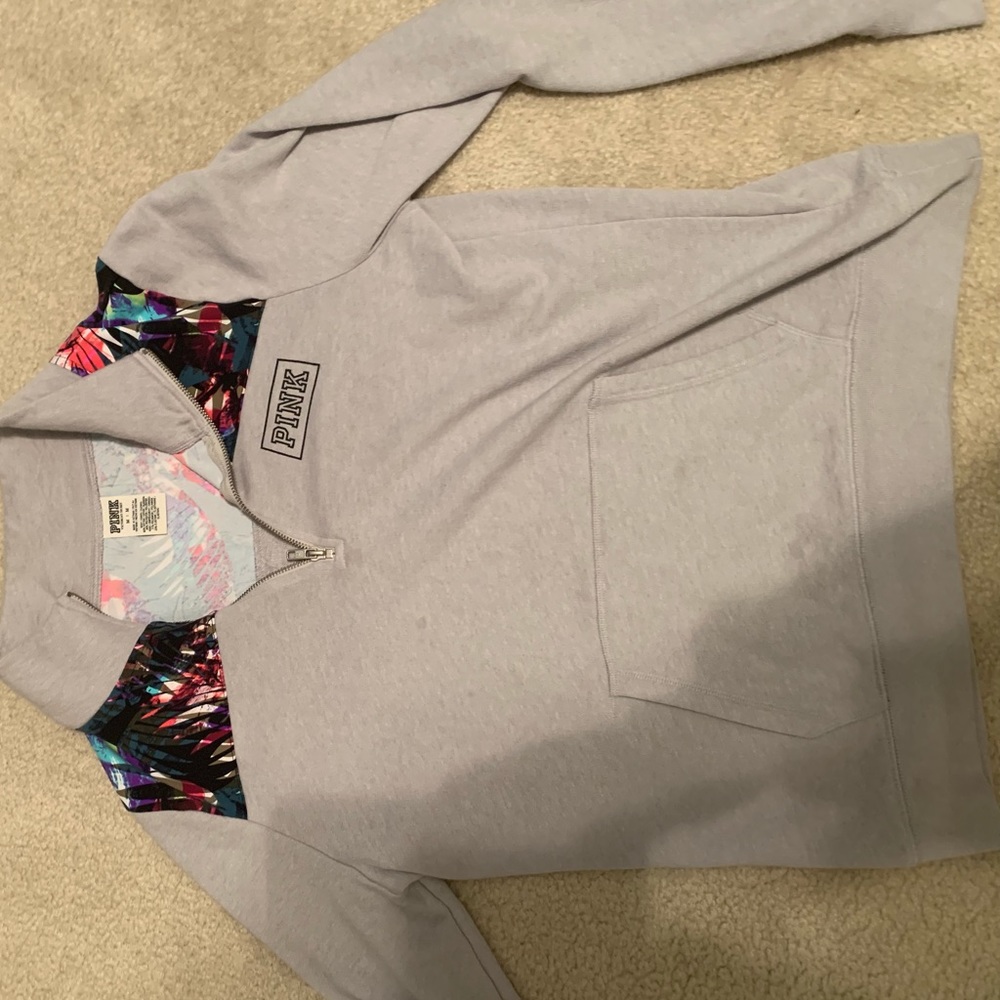 Victoria’s Secret/ Pink quarter zip